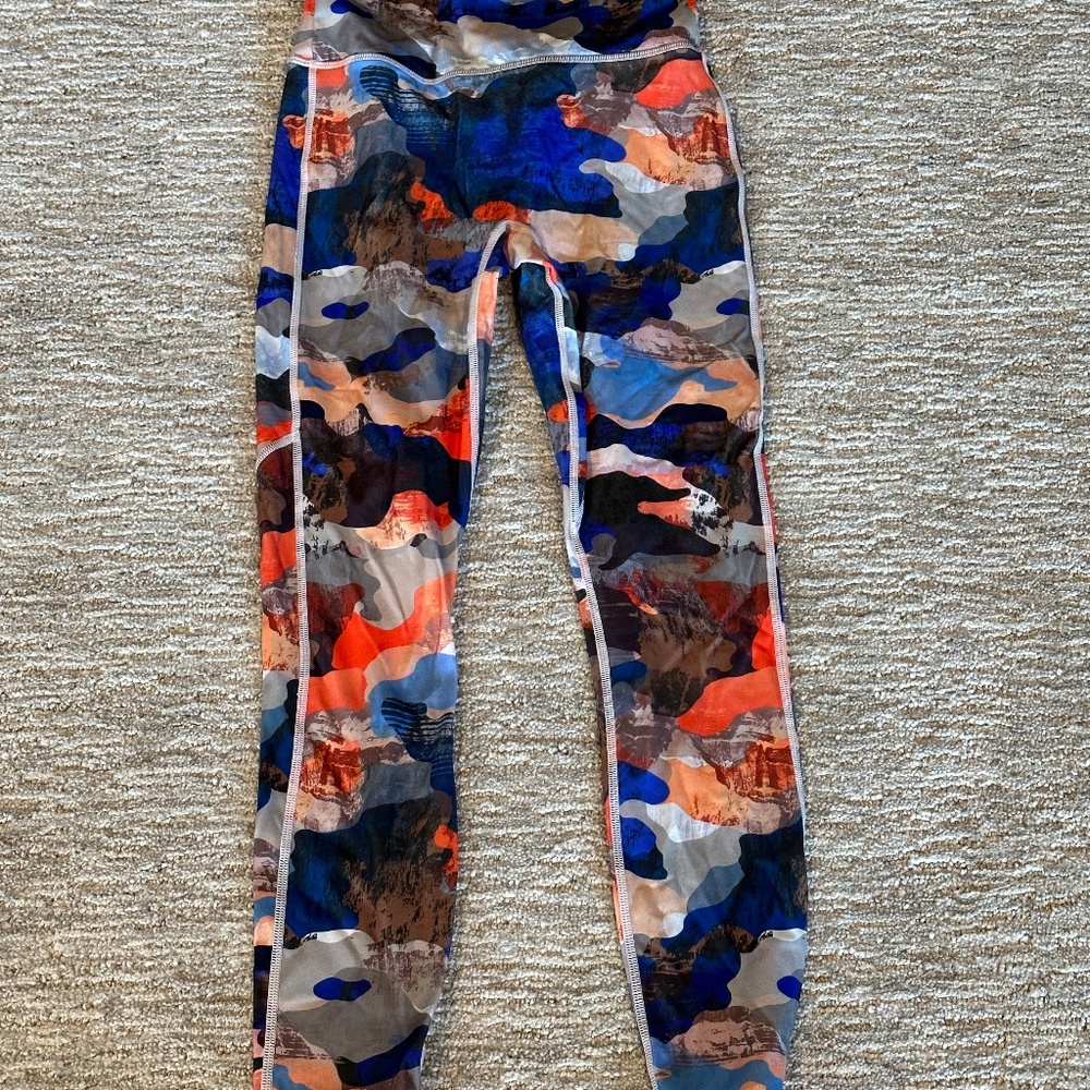 Fabletics leggings XS NEVER WORN